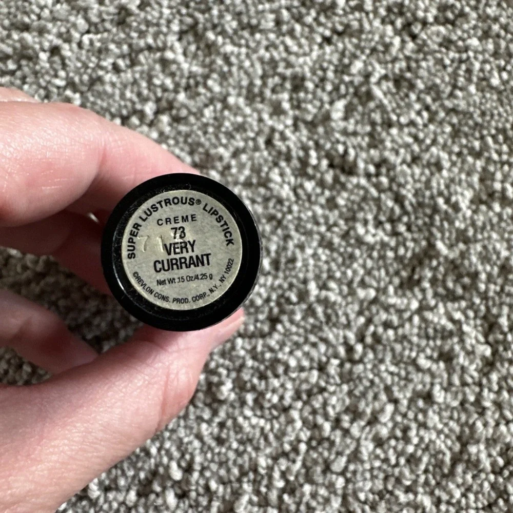 Revlon SUPER LUSTROUS‎ LIPSTICK Creamy Lipstick Makeup ~ 73 VERY CURRANT ~ .15oz